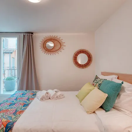 Promenade Du Cours Furnished Flat Apartment Aix-en-Provence