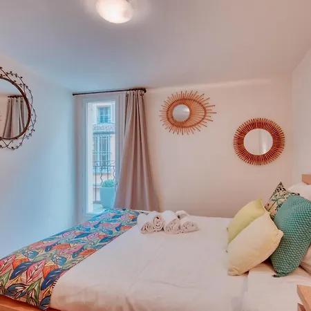 Promenade Du Cours Furnished Flat Apartment